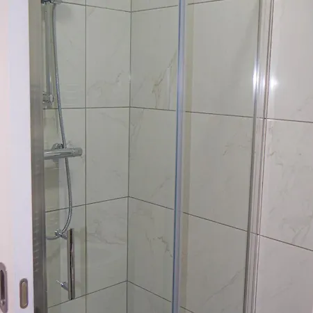 En-suite Double Near Croke Park - 2 Πανσιόν 3*