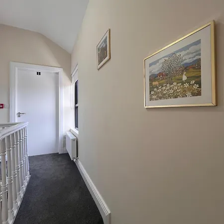 En-suite Double Near Croke Park - 2 בית הארחה דבלין